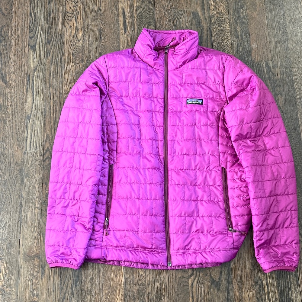 Patagonia Women's Vibrant Fuchsia Nano Puff